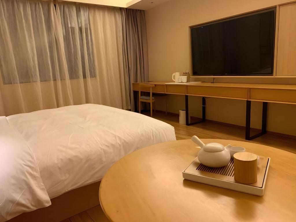 Ji Hotel Shanghai The Bund Tiantong Road Экстерьер фото