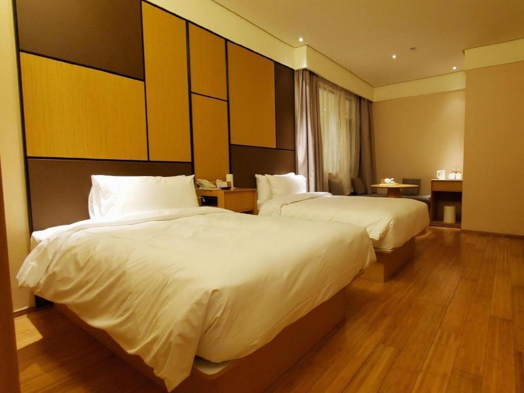 Ji Hotel Shanghai The Bund Tiantong Road Экстерьер фото