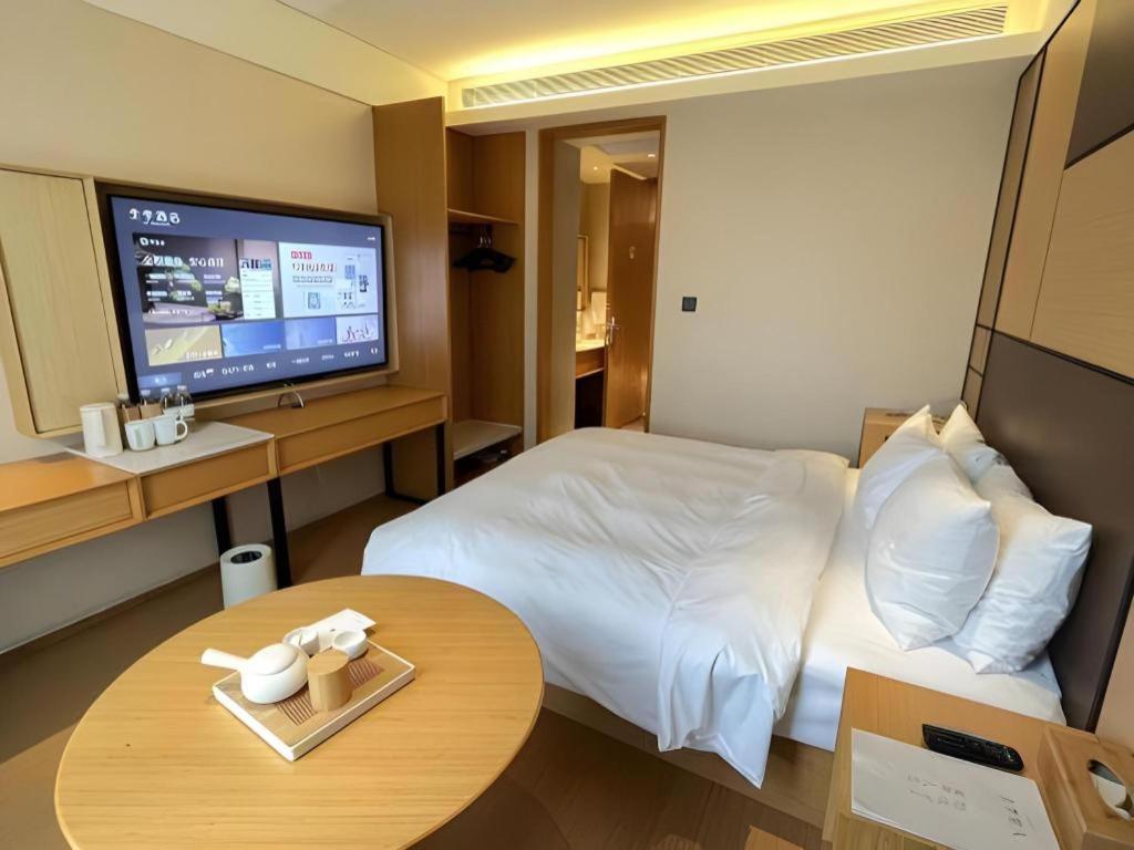 Ji Hotel Shanghai The Bund Tiantong Road Экстерьер фото