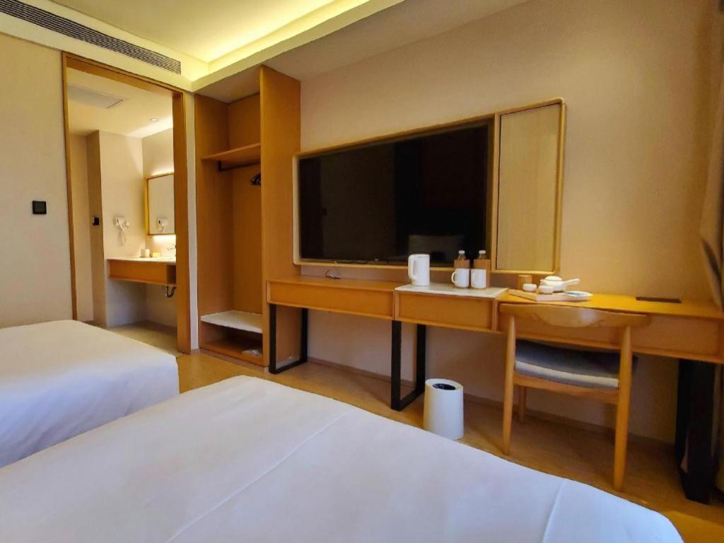 Ji Hotel Shanghai The Bund Tiantong Road Экстерьер фото