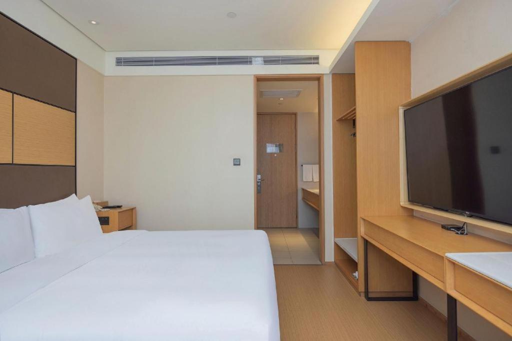 Ji Hotel Shanghai The Bund Tiantong Road Экстерьер фото