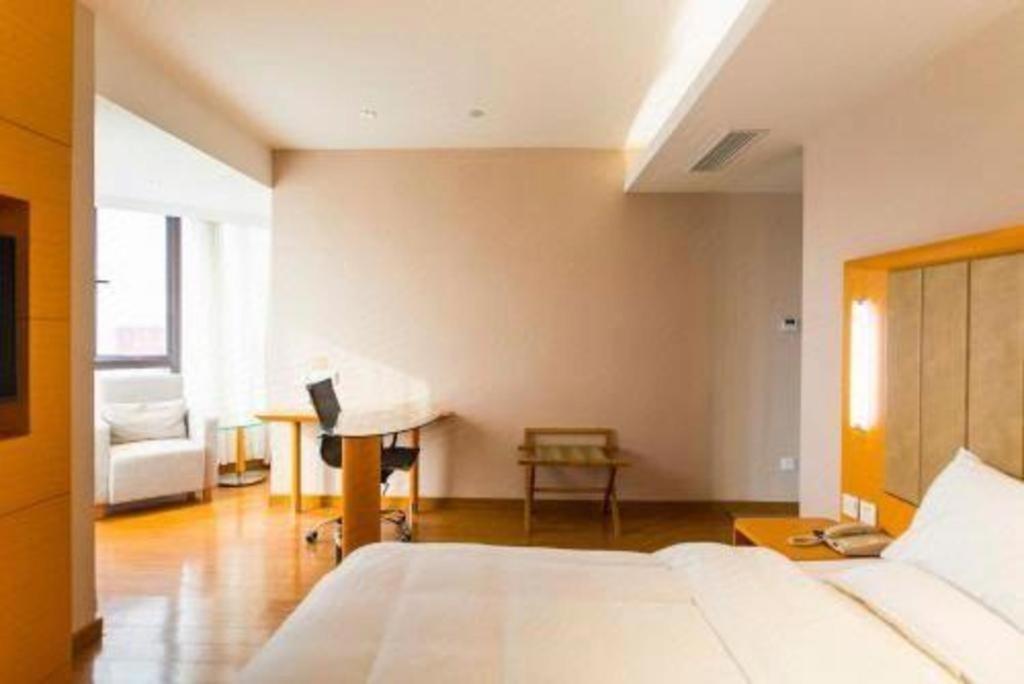 Ji Hotel Shanghai The Bund Tiantong Road Экстерьер фото
