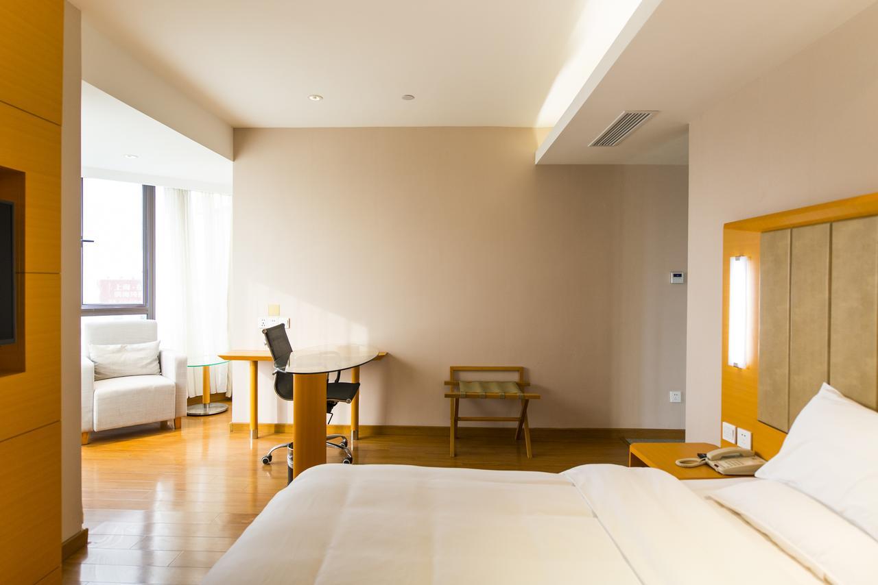 Ji Hotel Shanghai The Bund Tiantong Road Экстерьер фото